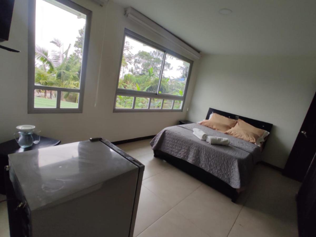Habitacion Privada En Finca Turistica Hualcala 라 메사 외부 사진