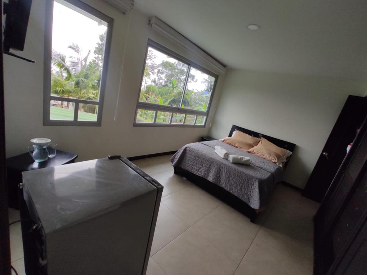 Habitacion Privada En Finca Turistica Hualcala 라 메사 외부 사진